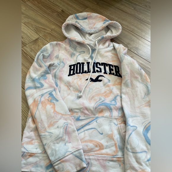 Hollister - Size M - Picture 4 of 5